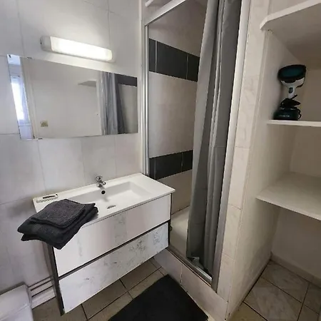 Cosy Et Chaleureux Lägenhet